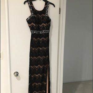 Black and nude lace formal dress size Juniors 7